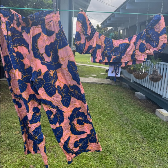 nWT Lex breezy 2 piece Lola set - Picture 2 of 5